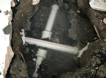 萨迦阳台漏水维修公司为您分享楼上楼下漏水怎么处理